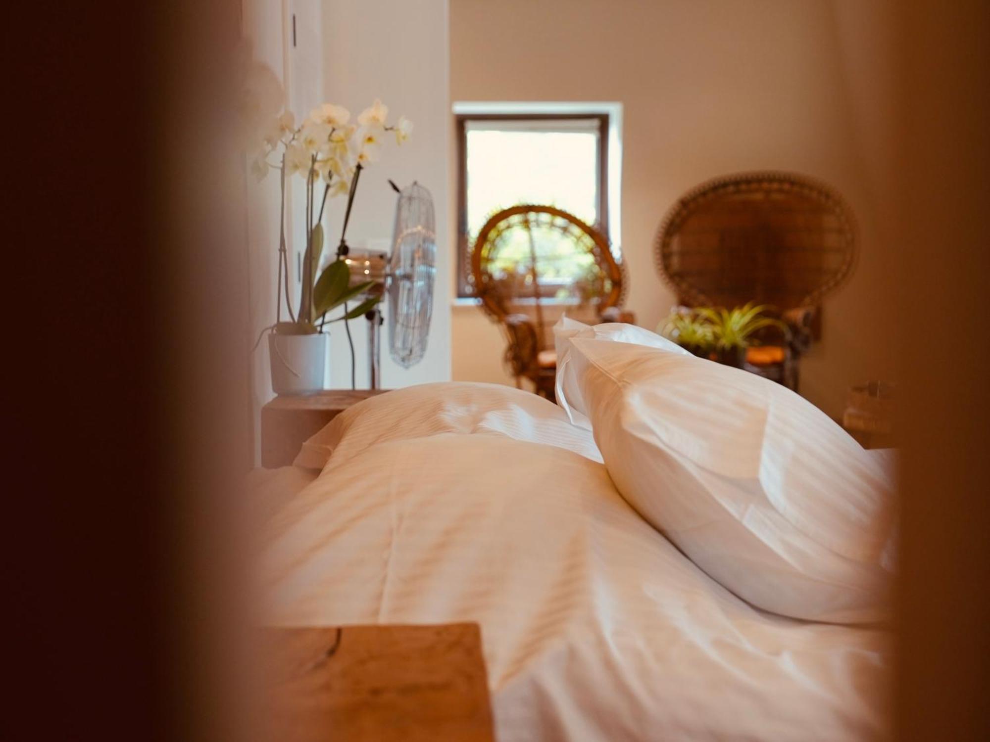 L'Amarante Chambres D'Hotes Ou Gite Citadin Theux Exterior foto